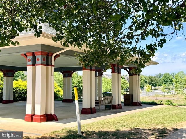 1010 AUSTIN DR, Fredericksburg, VA 22401