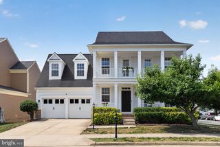 1010 AUSTIN DR, Fredericksburg, VA 22401