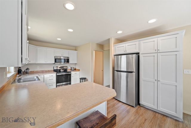 326 E River Rock Road, Belgrade, MT 59714