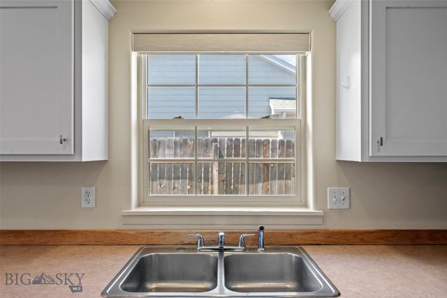 326 E River Rock Road, Belgrade, MT 59714