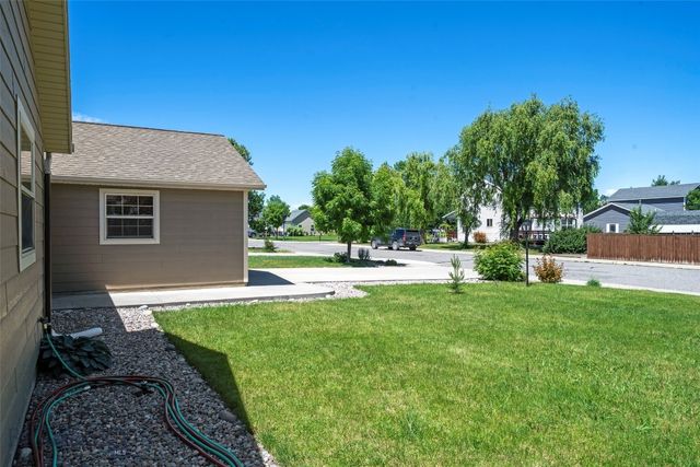 326 E River Rock Road, Belgrade, MT 59714