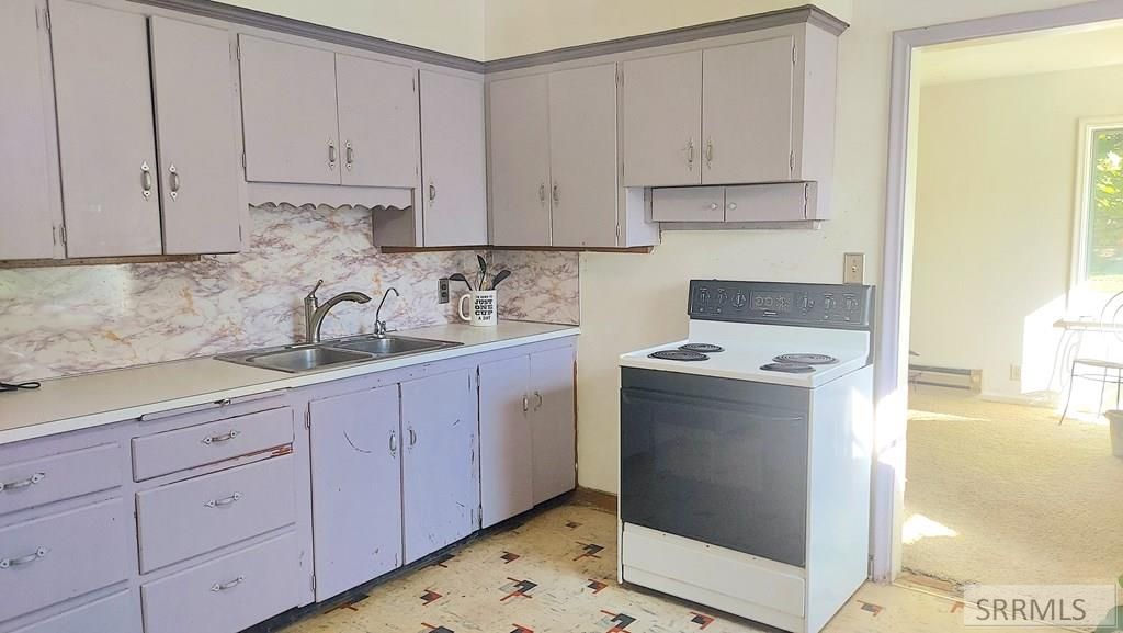 Image 16 of property listing at 750 11th Street, Idaho Falls, ID 83404