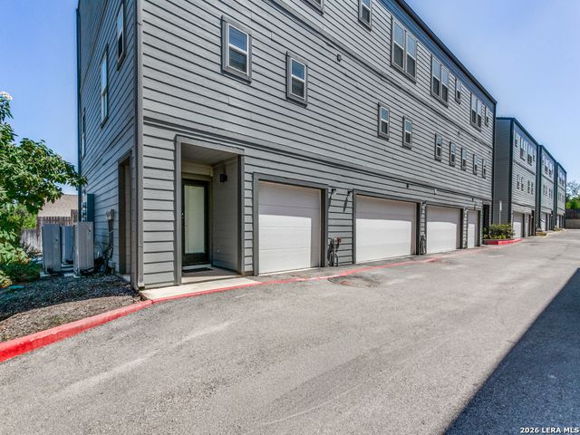 310 Tendick Unit 1101, San Antonio, TX 78209
