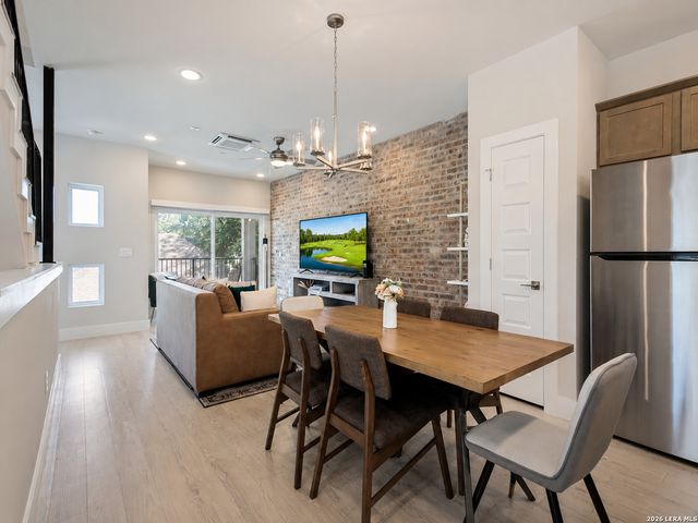 310 Tendick Unit 1101, San Antonio, TX 78209