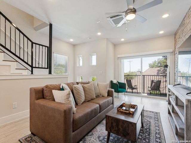310 Tendick Unit 1101, San Antonio, TX 78209