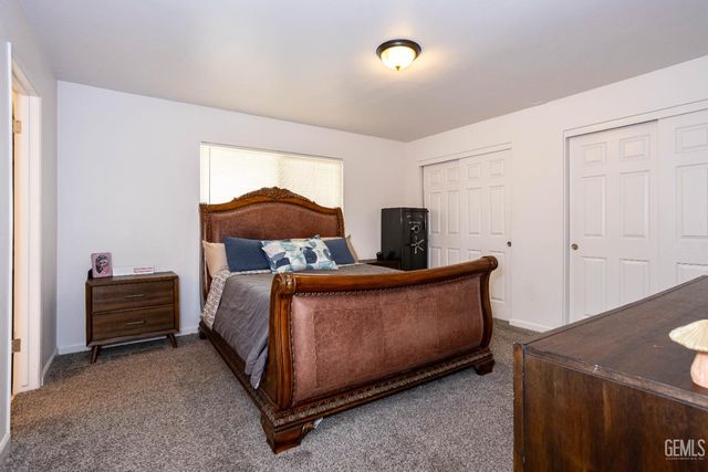 1200 San Vicente Drive, Bakersfield, CA 93307