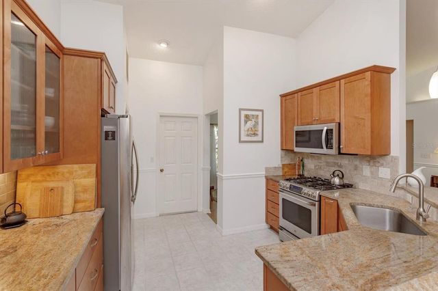 2930 WESTGATE DRIVE, Eustis, FL 32726