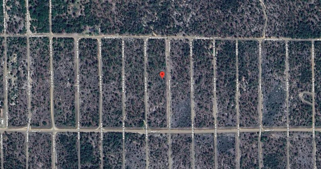 231 IOWA, Hawthorne, FL 32640