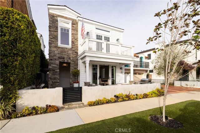 1508 E Balboa Boulevard, Newport Beach, CA 92661