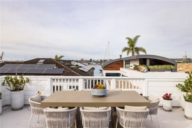 1508 E Balboa Boulevard, Newport Beach, CA 92661