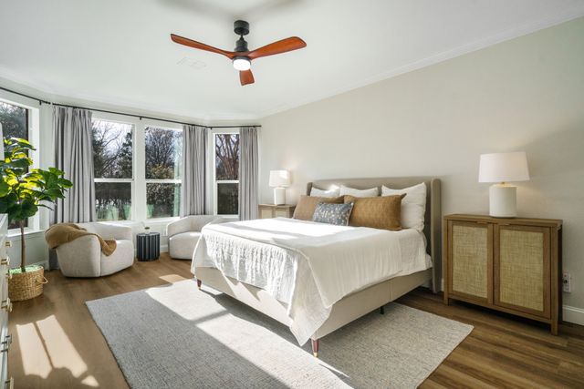 1130 Cogburn Court, Shady Shores, TX 76208