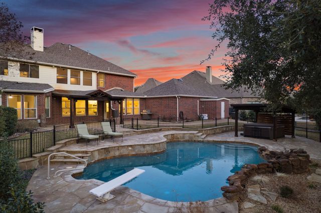 1130 Cogburn Court, Shady Shores, TX 76208