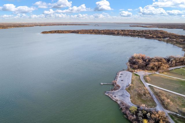 1130 Cogburn Court, Shady Shores, TX 76208