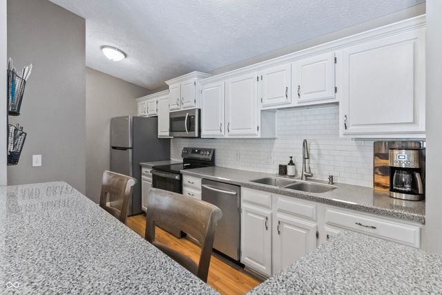 931 Wickham Court 207, Carmel, IN 46032
