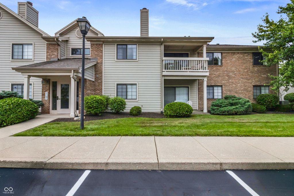 931 Wickham Court 207, Carmel, IN 46032