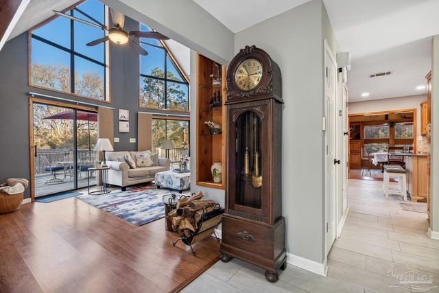 7434 Pine Lake Cir, Milton, FL 32570