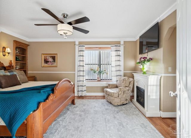 7434 Pine Lake Cir, Milton, FL 32570