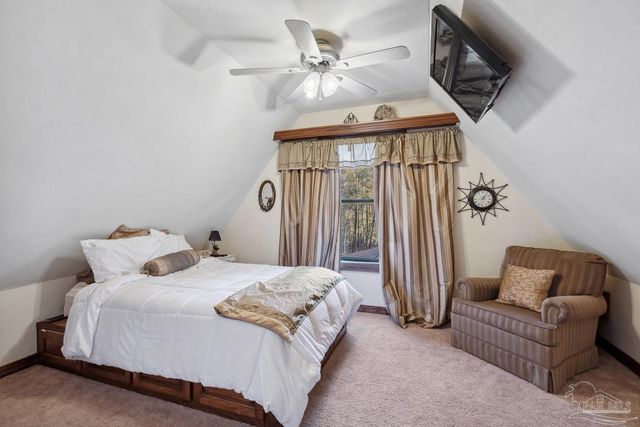 7434 Pine Lake Cir, Milton, FL 32570