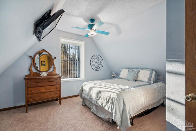 7434 Pine Lake Cir, Milton, FL 32570