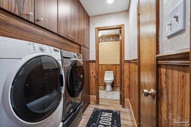 7434 Pine Lake Cir, Milton, FL 32570