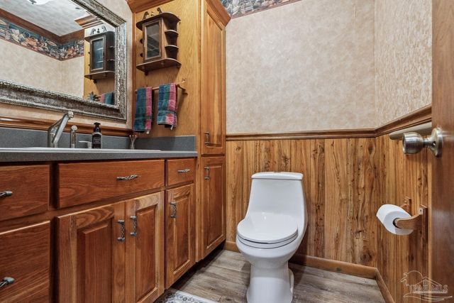 7434 Pine Lake Cir, Milton, FL 32570