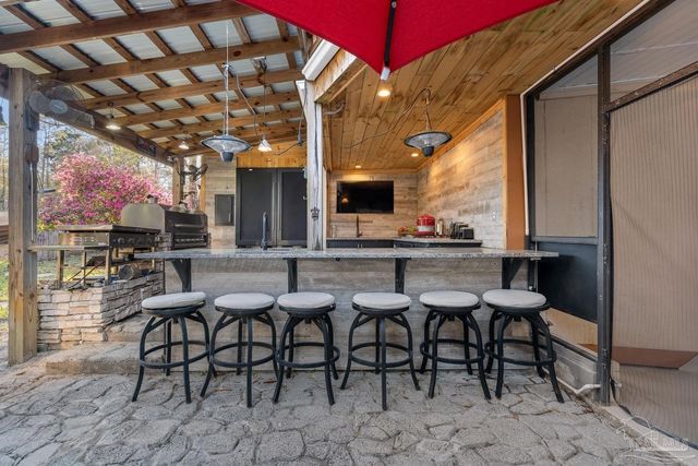 7434 Pine Lake Cir, Milton, FL 32570