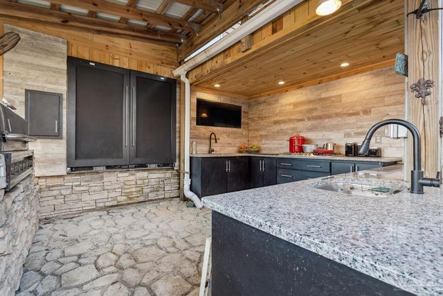 7434 Pine Lake Cir, Milton, FL 32570