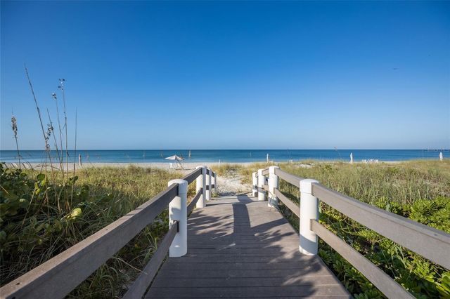 1095 GULF OF MEXICO DRIVE 102, Longboat Key, FL 34228