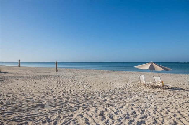 1095 GULF OF MEXICO DRIVE 102, Longboat Key, FL 34228