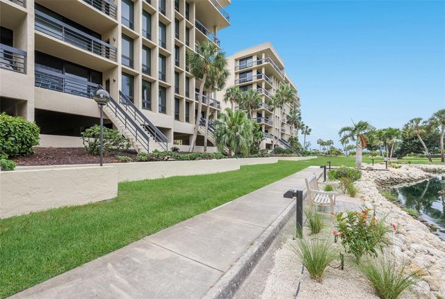 1095 GULF OF MEXICO DRIVE 102, Longboat Key, FL 34228