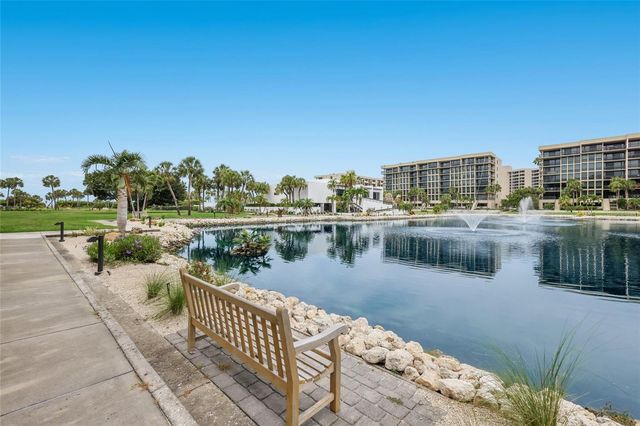 1095 GULF OF MEXICO DRIVE 102, Longboat Key, FL 34228