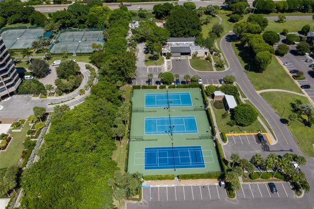 1095 GULF OF MEXICO DRIVE 102, Longboat Key, FL 34228