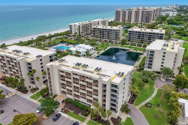 1095 GULF OF MEXICO DRIVE 102, Longboat Key, FL 34228