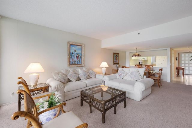 1095 GULF OF MEXICO DRIVE 102, Longboat Key, FL 34228