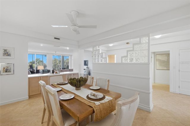 2550 HARBOURSIDE DRIVE 333, Longboat Key, FL 34228