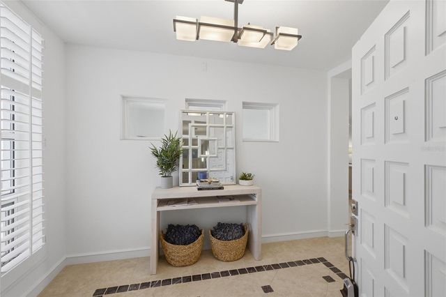 2550 HARBOURSIDE DRIVE 333, Longboat Key, FL 34228