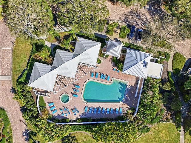 2550 HARBOURSIDE DRIVE 333, Longboat Key, FL 34228