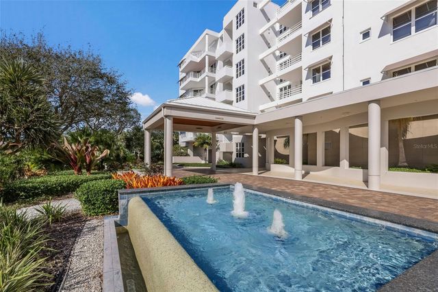 2550 HARBOURSIDE DRIVE 333, Longboat Key, FL 34228