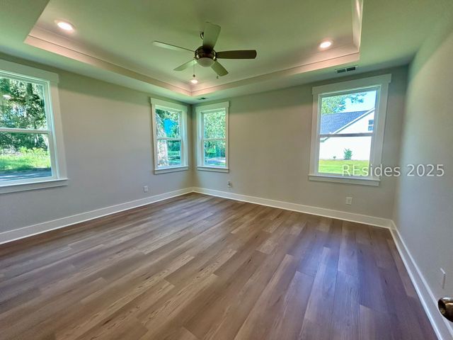 1 Alumni Rd, Beaufort, SC 29907