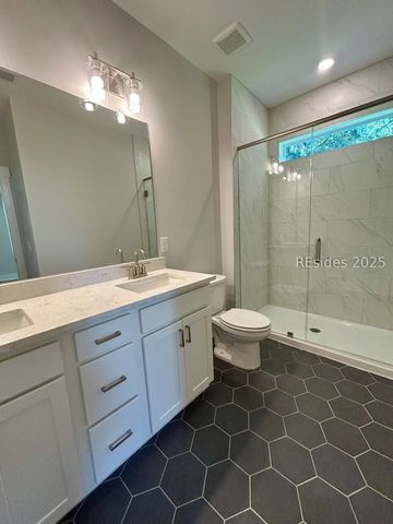 1 Alumni Rd, Beaufort, SC 29907