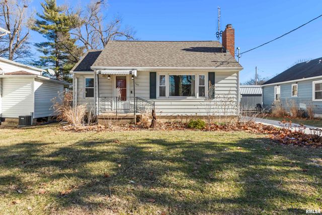 730 N SWORDS Avenue, West Peoria, IL 61604