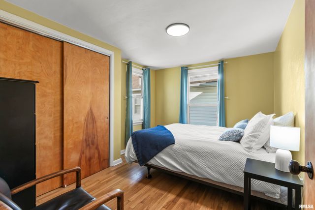 730 N SWORDS Avenue, West Peoria, IL 61604