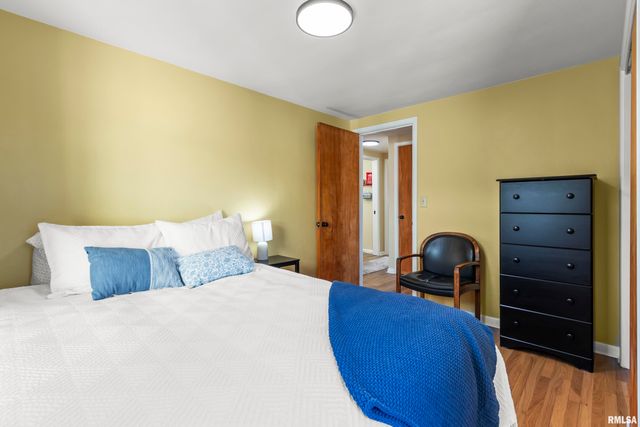 730 N SWORDS Avenue, West Peoria, IL 61604