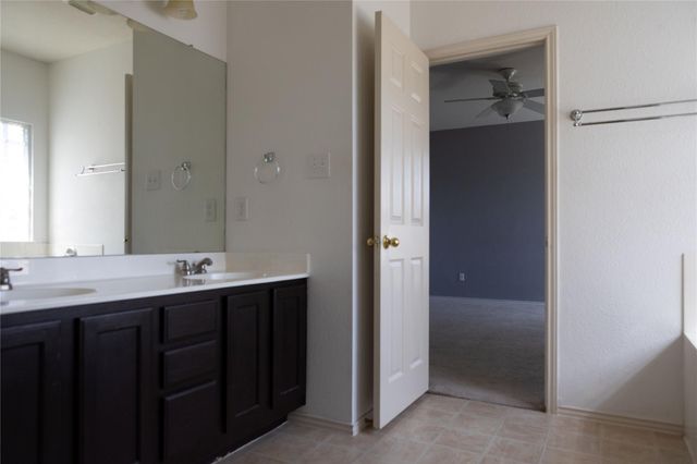 665 Reggie Jackson TRL, Round Rock, TX 78665