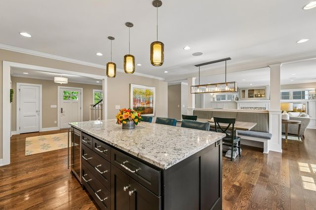 5112 Upton Avenue S, Minneapolis, MN 55410