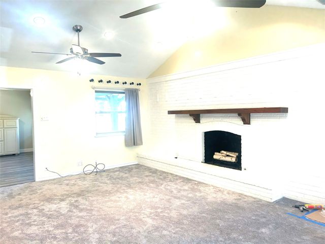 1401 Greenbrier Drive, Sherman, TX 75092