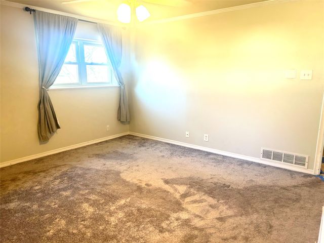 1401 Greenbrier Drive, Sherman, TX 75092