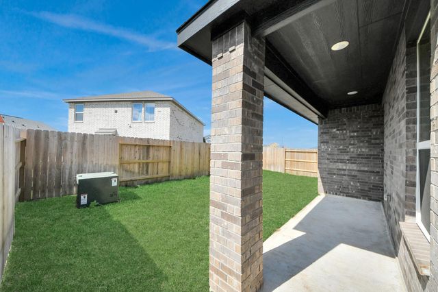 1058 Blue Stone Dr, Beasley, TX 77417