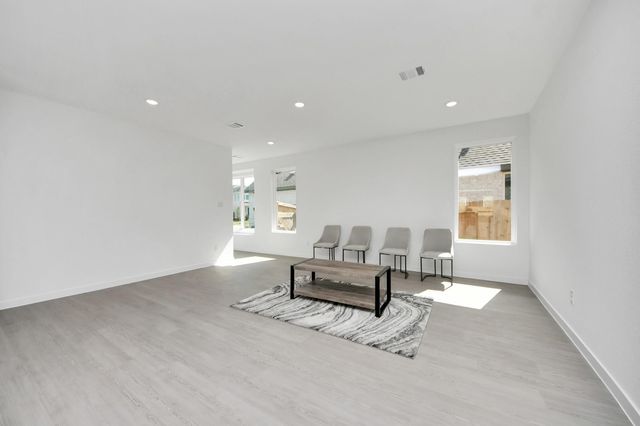 1058 Blue Stone Dr, Beasley, TX 77417