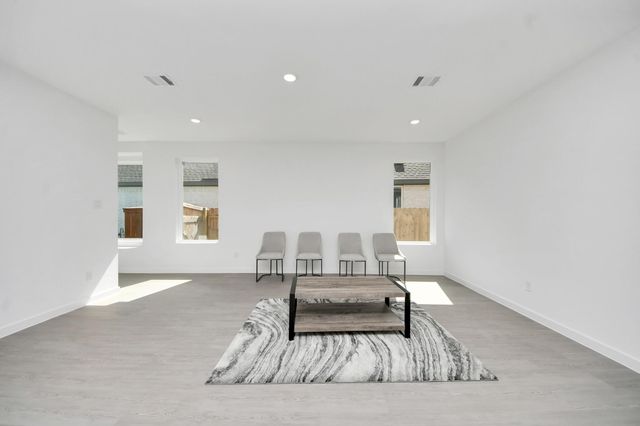 1058 Blue Stone Dr, Beasley, TX 77417